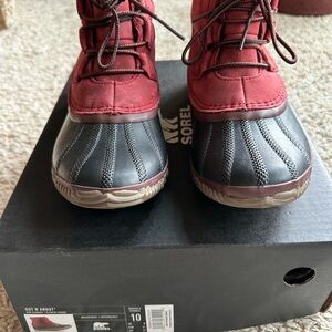 SOREL OUT N ABOUT Red Women’s size 10